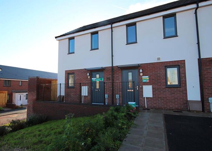 2 Bedroom End Of Terrace House To Rent In Timber Drive, Tithebarn, EX1