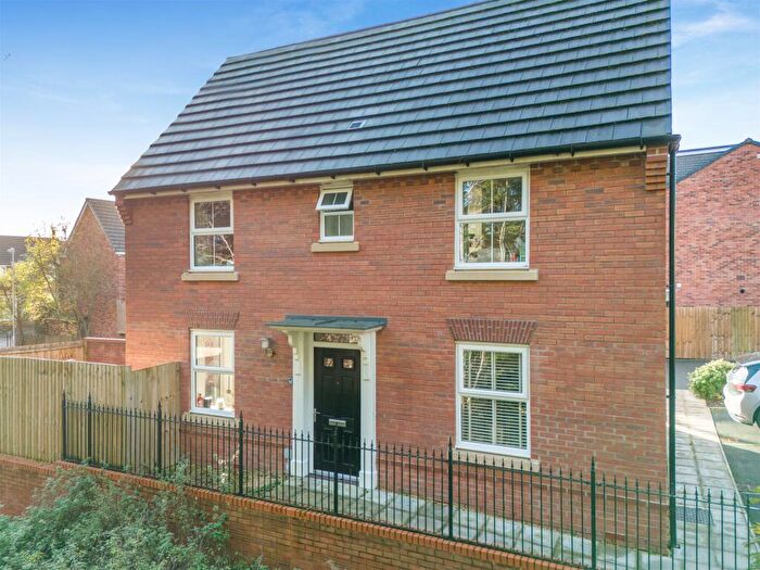 3 Bedroom Detached House For Sale In Parc Rhudd, Caldicot, NP26