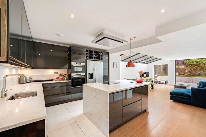 3 Bedroom Maisonette To Rent In Portnall Road, London, W9