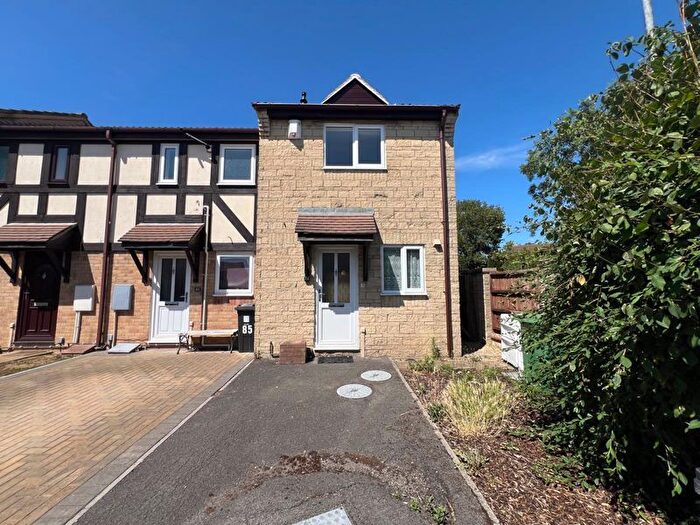 2 Bedroom End Of Terrace House To Rent In Meadow Way, Bristol, BS32
