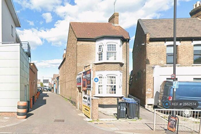 Studio To Rent In Nags Head Road, Enfield, EN3