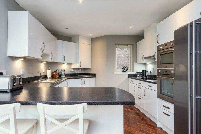 4 Bedroom Flat To Rent In Swanston Drive, Fairmilehead, Edinburgh, EH10