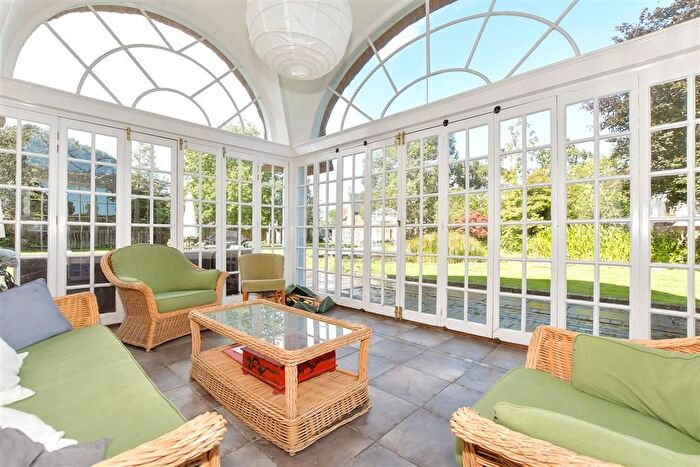 10 Bedroom Detached House For Sale In Fairfield Road, New Romney, Kent, TN28