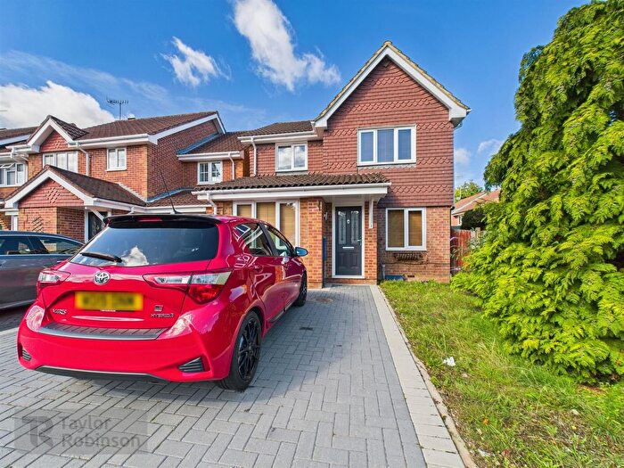 4 Bedroom Property To Rent In Graveney Road, Maidenbower, Crawley, West Sussex., RH10