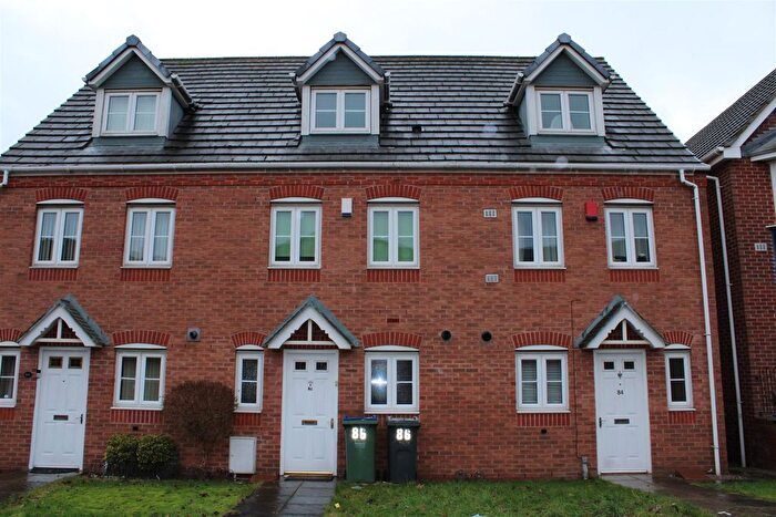 3 Bedroom Terraced House To Rent In Franchise Street, Darlaston, Wednesbury, WS10