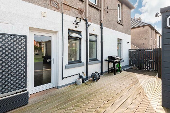 2 Bedroom Flat For Sale In Den Walk, Buckhaven, KY8