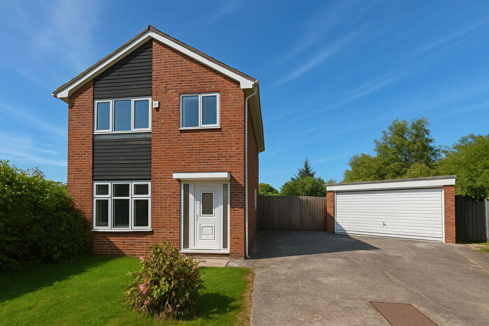 3 Bedroom Detached House For Sale In Dunoon Close, Ingol, PR2