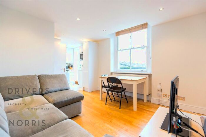 1 Bedroom Apartment To Rent In Seven Sisters Road, Holloway, London, N7