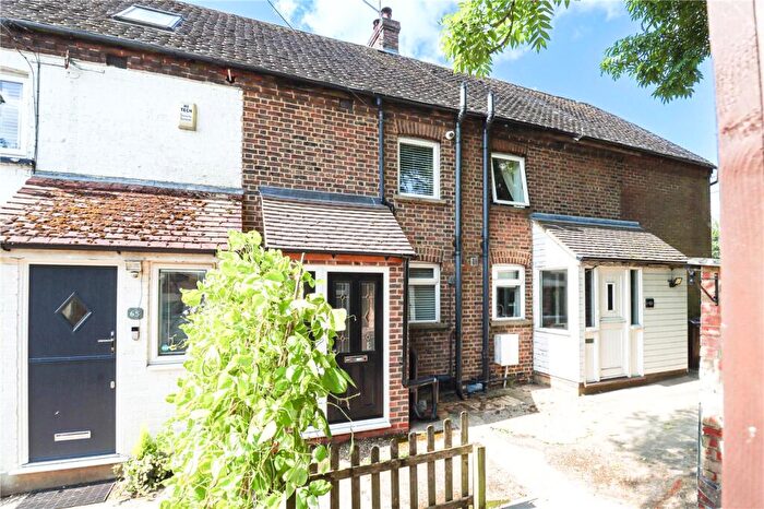 2 Bedroom Terraced House For Sale In Chiswell Green Lane, St. Albans, Hertfordshire, AL2