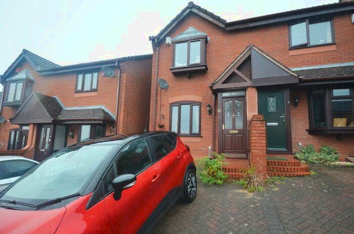 2 Bedroom Semi-Detached House To Rent In Gideons Close, Dudley, DY3
