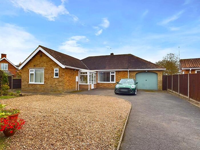 3 Bedroom Detached Bungalow For Sale In Alford Road, Bilsby, Alford, LN13