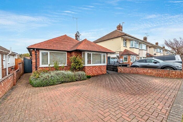 3 Bedroom Detached Bungalow For Sale In Pilgrims Way, Canterbury, CT1