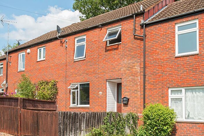 3 Bedroom Terraced House For Sale In Lane End, Buckinghamshire, HP14
