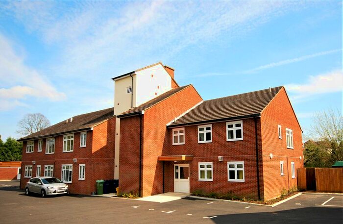 2 Bedroom Flat To Rent In The Fairfield, Farnham, GU9