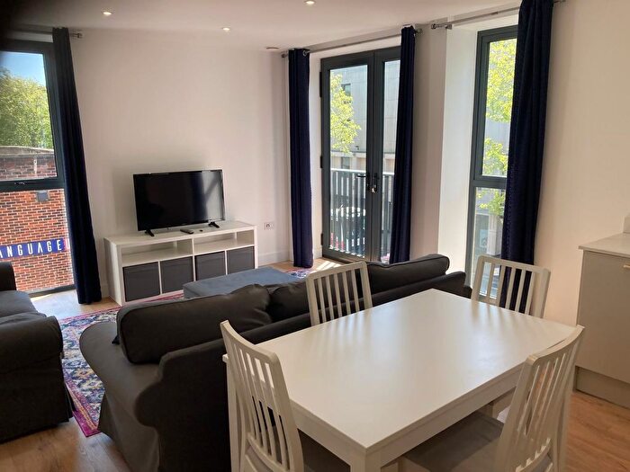 2 Bedroom Flat To Rent In St George's Place, Canterbury, CT1