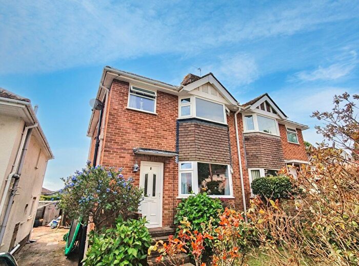 4 Bedroom Semi-Detached House To Rent In Prescot Road, Exeter, EX4