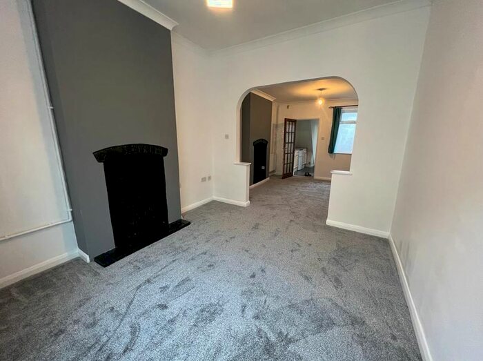 2 Bedroom Terraced House To Rent In Oxford Street, Grantham, NG31