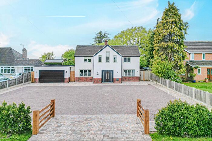 5 Bedroom Detached House For Sale In Earlswood Common, Earlswood, B94