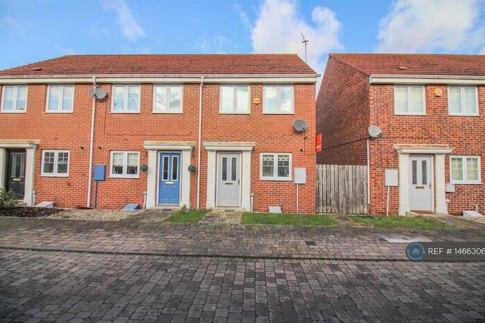 2 Bedroom Terraced House To Rent In Neston Court, Newcastle Upon Tyne, NE3