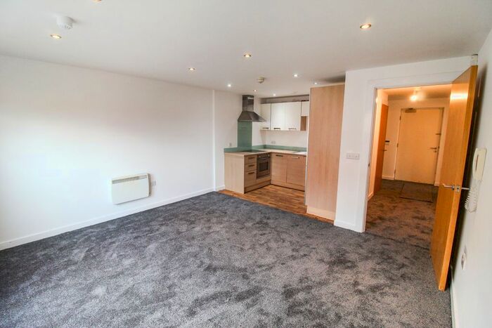 2 Bedroom Flat To Rent In Pulse Apartments, Manchester Street, Trafford, M16