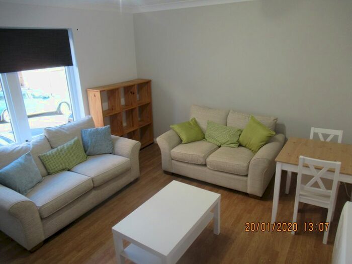 1 Bedroom Flat To Rent In Rosebery Street, Dundee, DD2