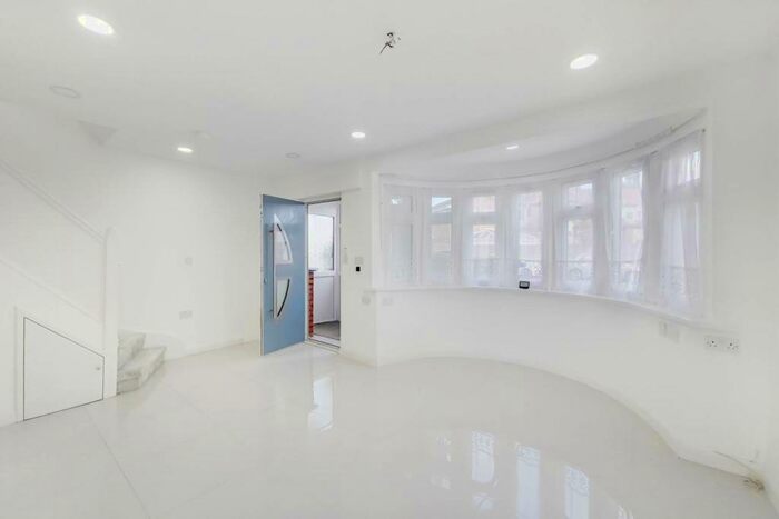 3 Bedroom Terraced House To Rent In Drake Road, Rayners Lane, Harrow, HA2