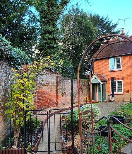 1 Bedroom End Terrace House For Sale In The Hundred, Romsey, SO51