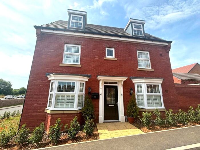 4 Bedroom Detached House For Sale In Dickens Close, Moulton, Northampton, NN3