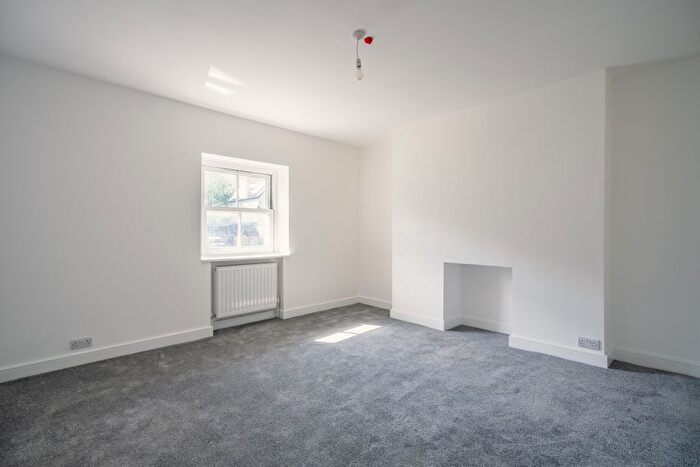 1 Bedroom Property To Rent In Conway Road, Penmaenmawr, LL34