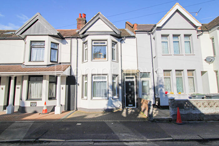 3 Bedroom Terraced House To Rent In Highfield Road Luton, LU4