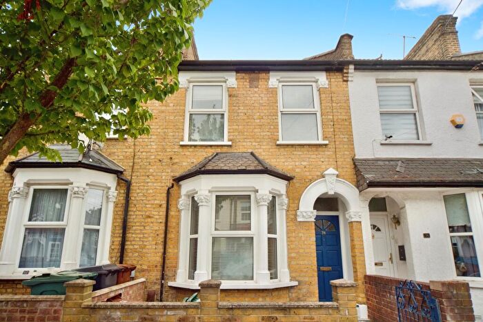 3 Bedroom House To Rent In Marten Road, Walthamstow, E17