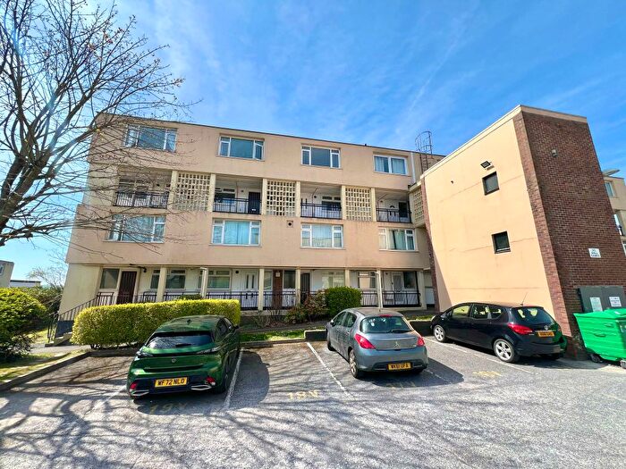 3 Bedroom Maisonette To Rent In Vaagso Close, Plymouth, PL1