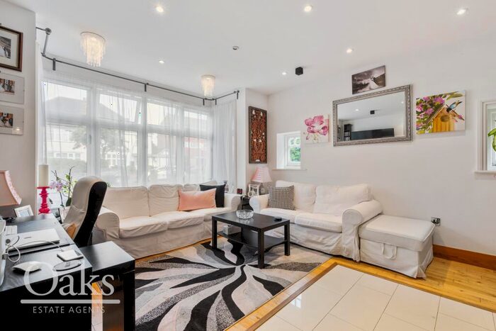 1 Bedroom Maisonette To Rent In Ashburton Road, Addiscombe, CR0