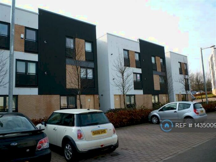 2 Bedroom Flat To Rent In Firpark Close, Glasgow, G31