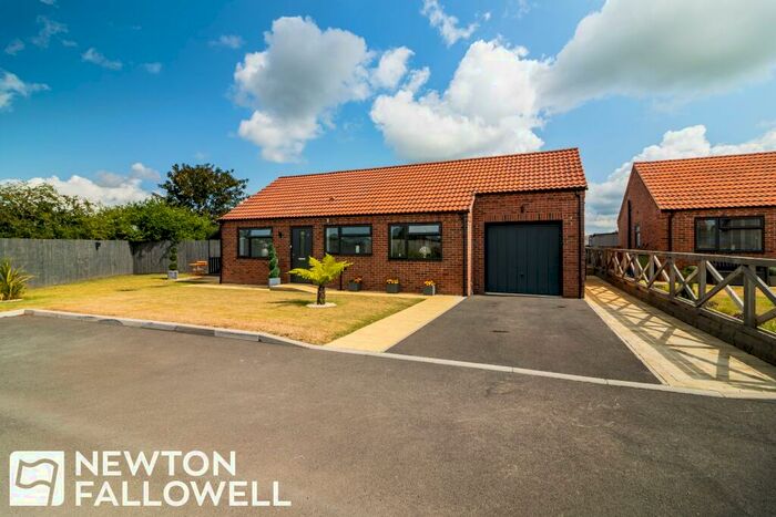 3 Bedroom Bungalow For Sale In Pepperly Hill Close, Elkesley, DN22