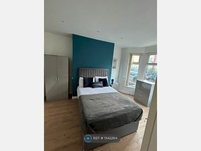 5 Bedroom Detached House To Rent In Cowper Street, Bootle, L20