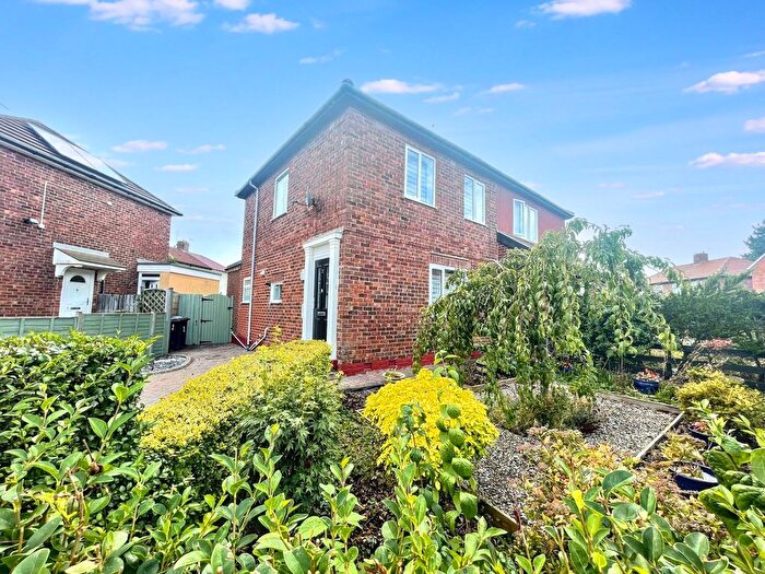 3 Bedroom Semi-Detached House For Sale In Borough Road, South Shields, NE34