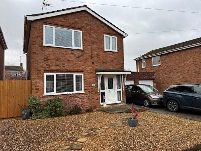 3 Bedroom Detached House To Rent In Birch Close, PE7