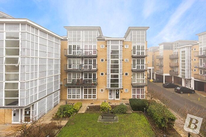 2 Bedroom Apartment For Sale In Amber Court, High Street, Romford, RM1