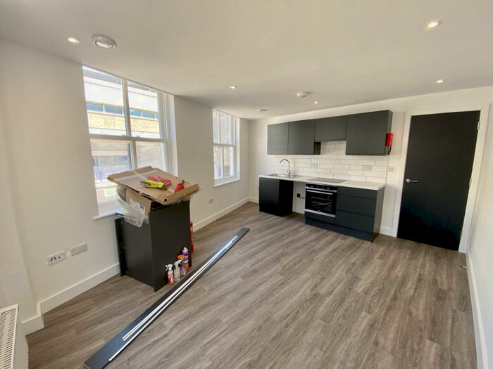 1 Bedroom Apartment To Rent In Great Underbank, Stockport, SK1