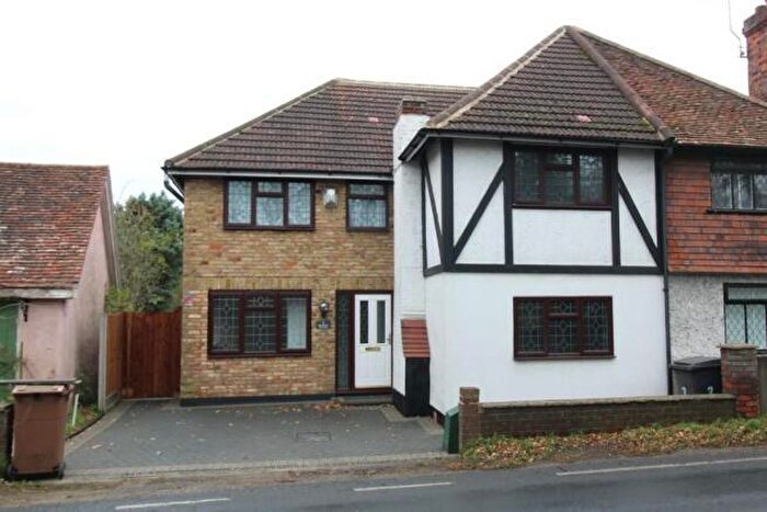 4 Bedroom Semi-Detached House To Rent In Runwell Road, Wickford, SS11
