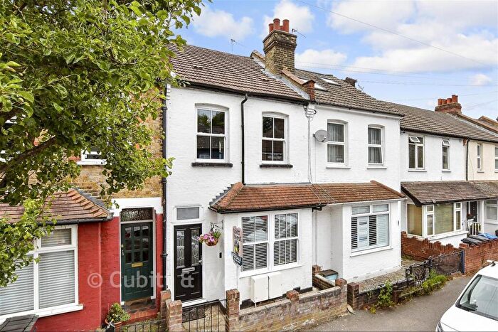 2 Bedroom Terraced House For Sale In Lansdowne Road, Purley, Surrey, CR8