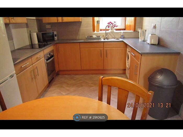 2 Bedroom Flat To Rent In Great Northern Road, Aberdeen, AB24