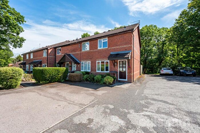 2 Bedroom End Of Terrace House For Sale In Banners Lane, Redditch, Worcestershire, B97