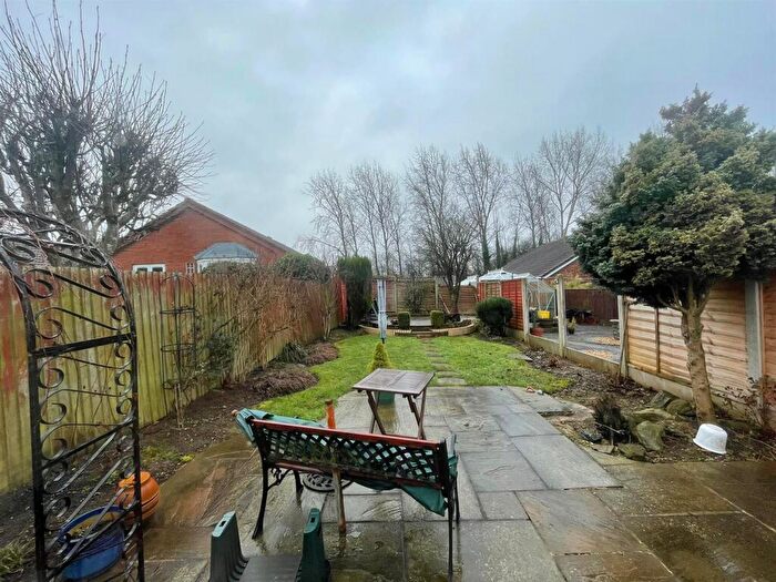 2 Bedroom Semi-Detached Bungalow For Sale In Colorado Grove, Darlington, DL1