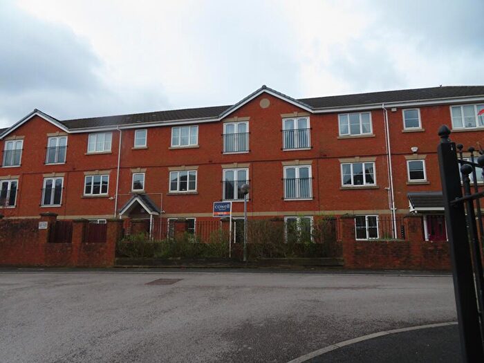 2 Bedroom Apartment To Rent In Jacob Bright Mews, Rochdale, OL12