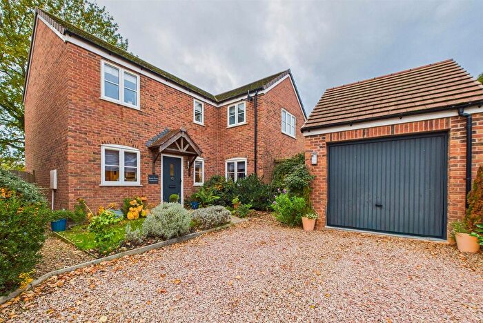 4 Bedroom Detached House For Sale In Beckford Grove, Upton-Upon-Severn, Worcester, WR8