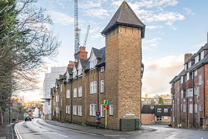 1 Bedroom Apartment To Rent In Old Portsmouth Road, Guildford, GU2
