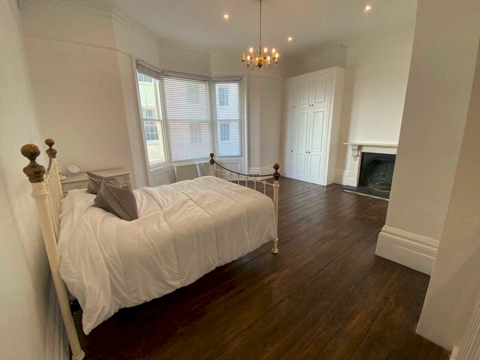 1 Bedroom Apartment To Rent In Marine Parade, Brighton, BN2