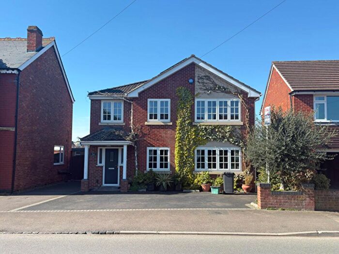 6 Bedroom Detached House For Sale In Churchdown Lane, Hucclecote, GL3